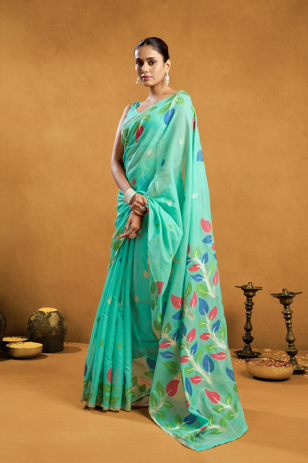 The Duchess of The Ragini Jamdani