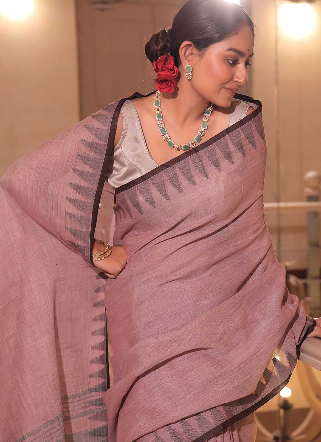 The Diva of Rupashri